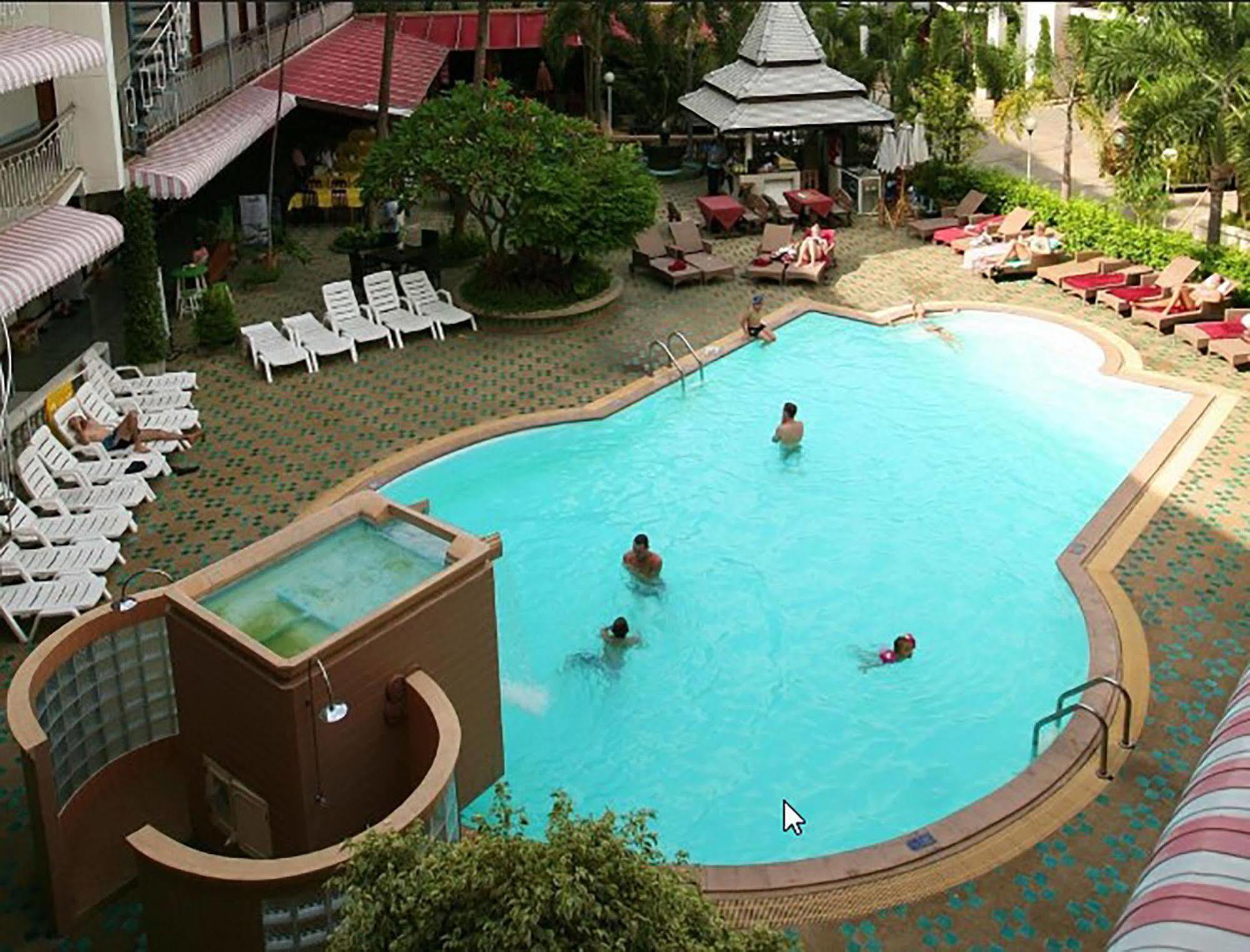 Top North Hotel Chiang Mai Exterior foto